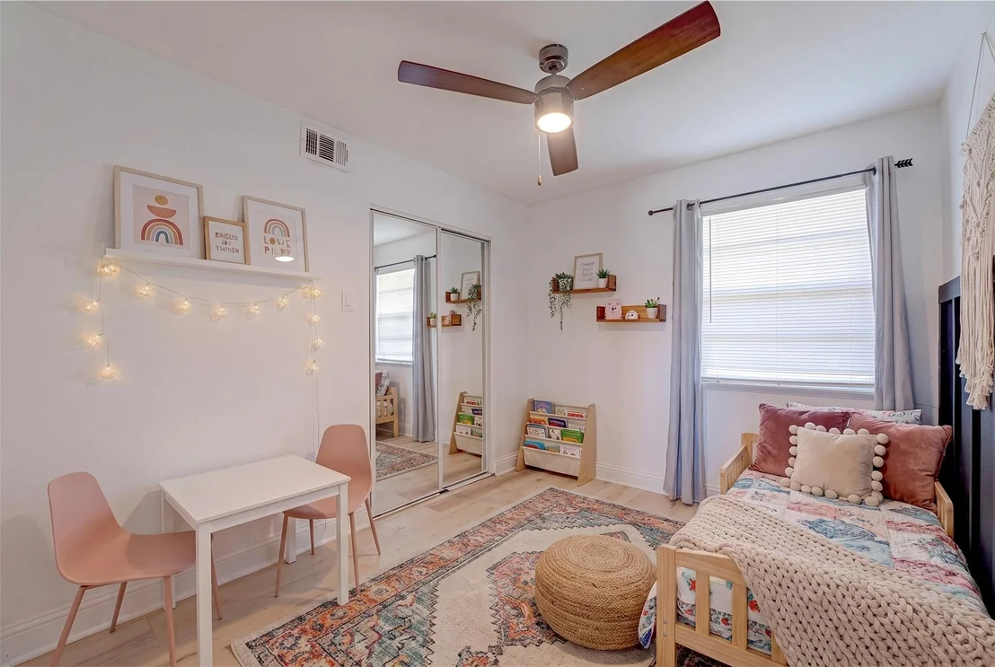 Photo of 3217 Centennial Drive