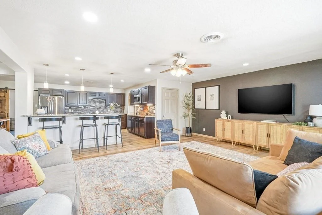Photo of 1435 Bandera Dr