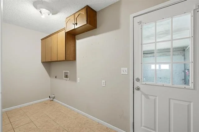 Photo of 116 Greentree Cir