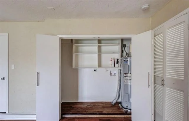 Photo of 2101 Deerfield Drive