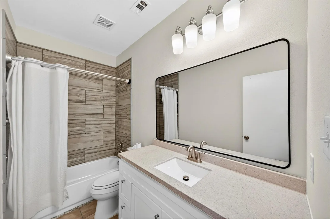 Photo of 105 Southview Drive