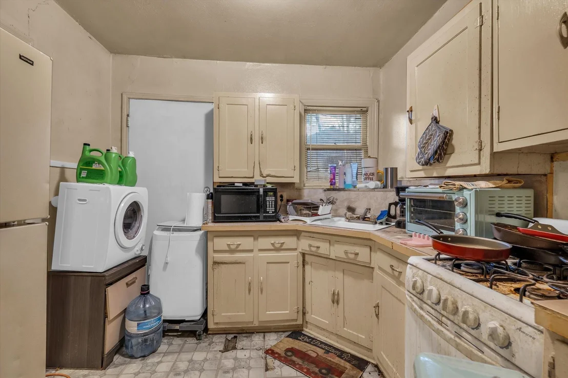 Photo of 3412 Brook Circle