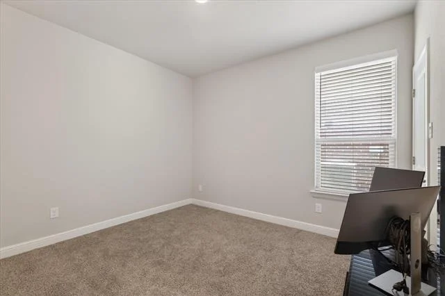 Photo of 1132 Kirkham Way
