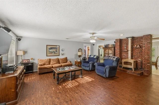 Photo of 10203 Crestview Drive