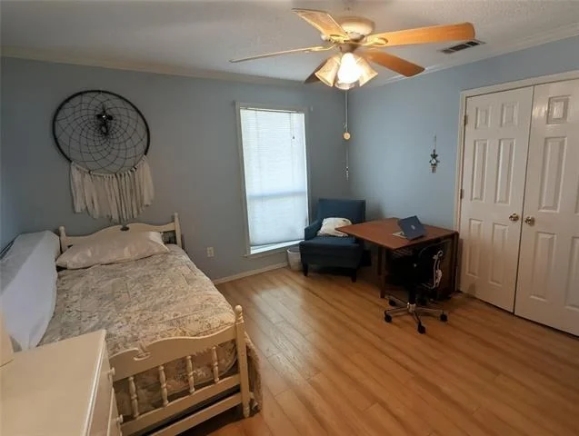 Photo of 701 Summer Place