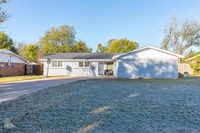 Photo of 2310 Hollis Drive