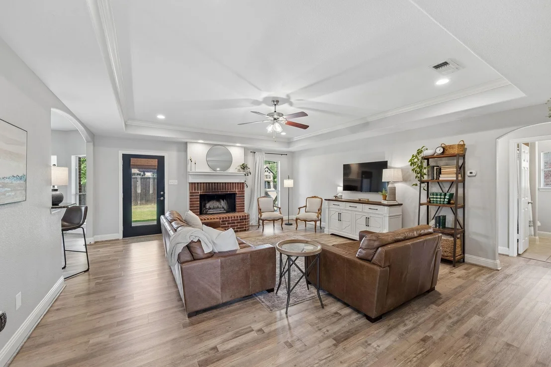 Photo of 671 Stefhanie Drive