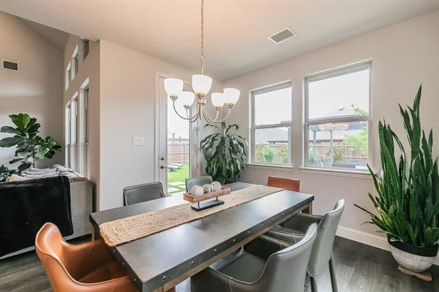 Photo of 838 Mildren Lane