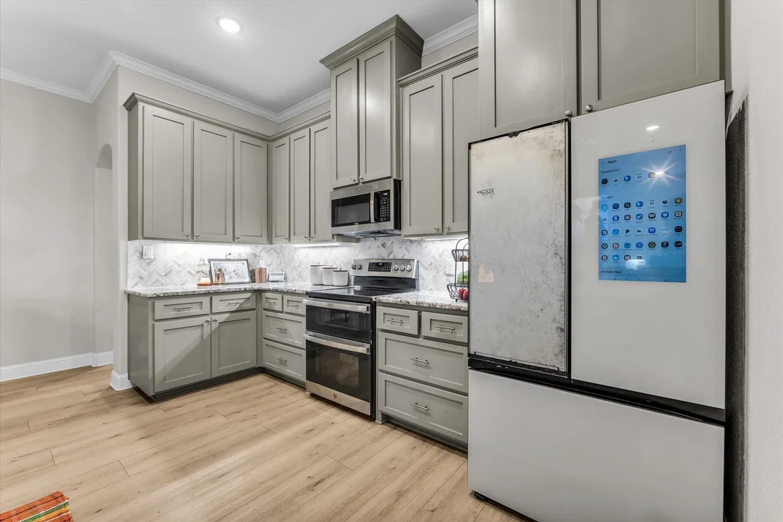 Photo of 370 Frederick Drive