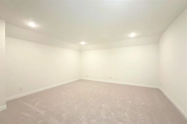 Photo of 817 Headwaters Drive