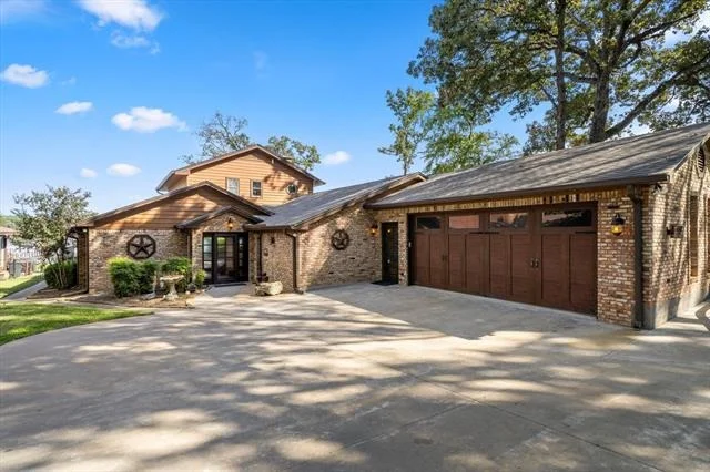 Photo of 169 Deer Island Road