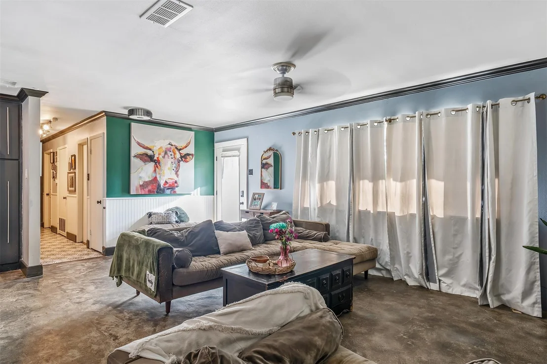 Photo of 3020 Meadowlark
