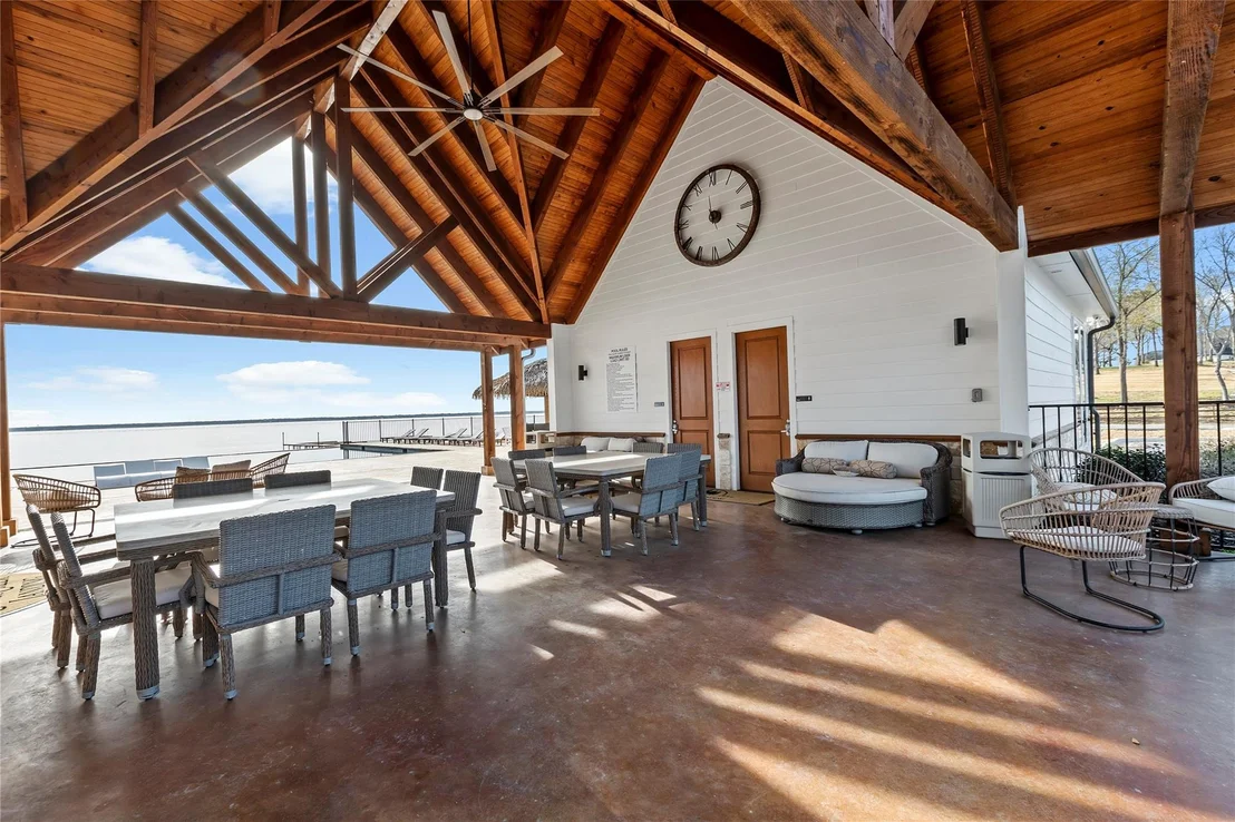Photo of 1520 Shoreline Drive