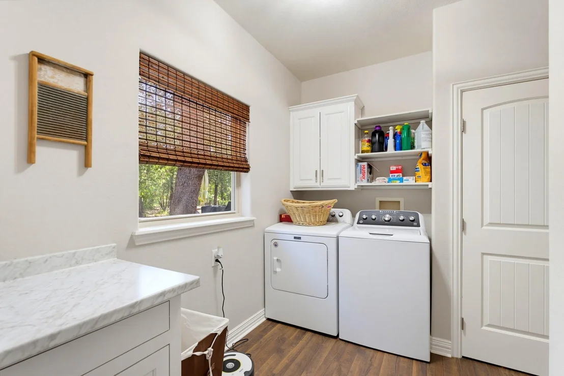 Photo of 17978 County Road 445