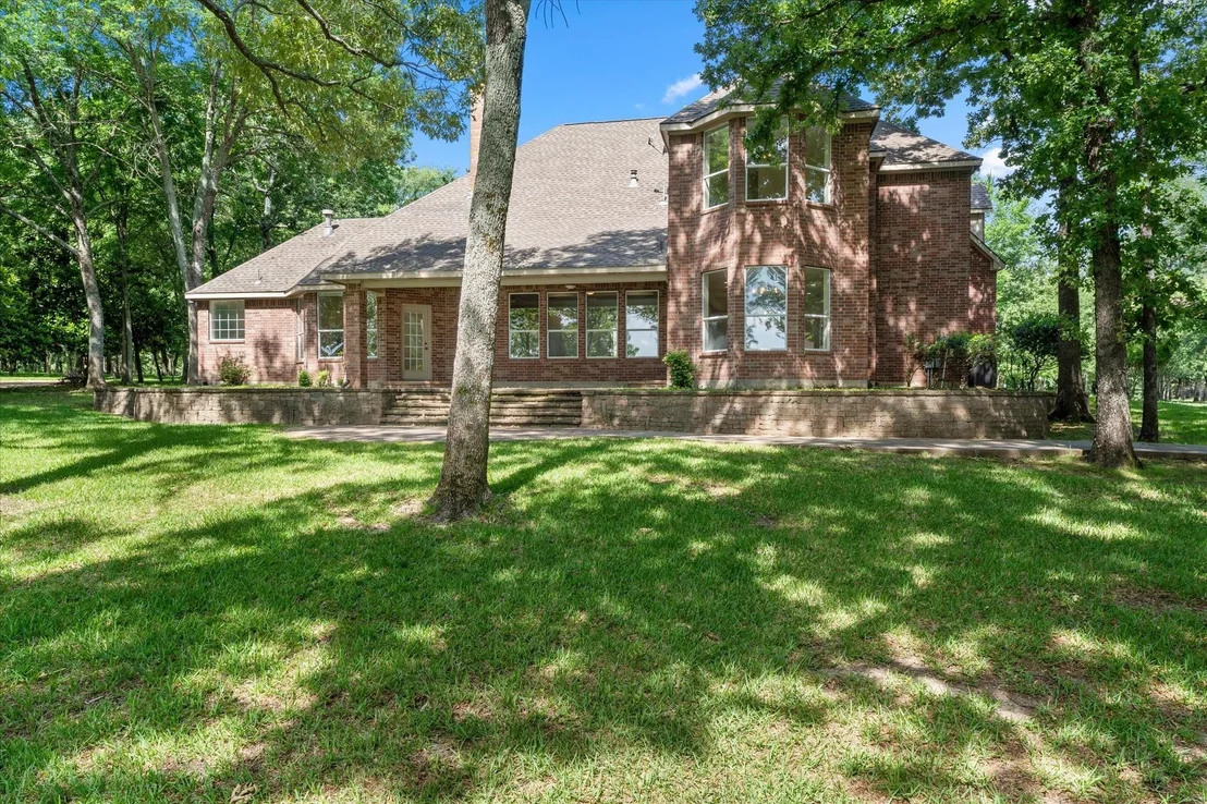 Photo of 1222 Private Road 5980