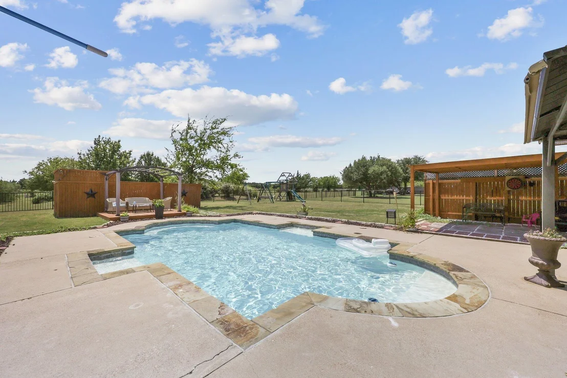 Photo of 15144 Delaney Lane