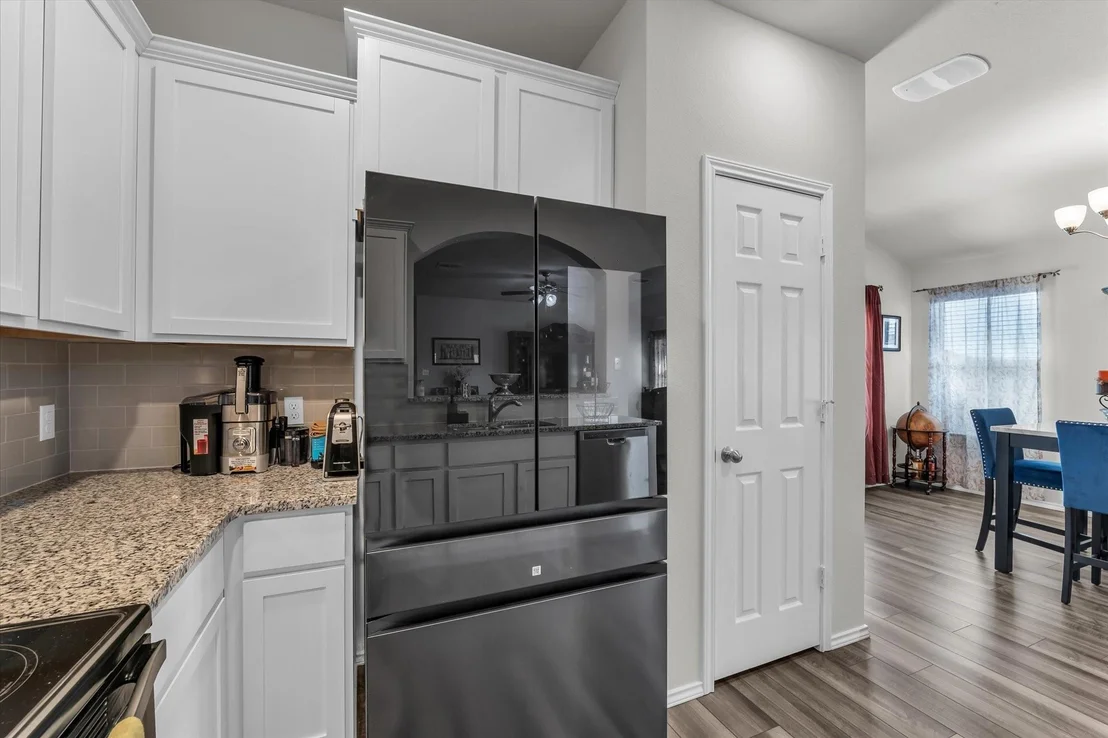 Photo of 2912 Brosnan Road