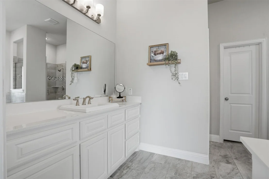 Photo of 617 Nakoma Drive
