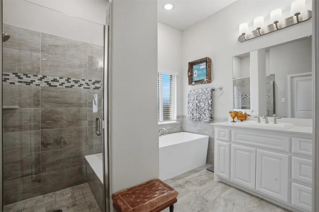 Photo of 617 Nakoma Drive
