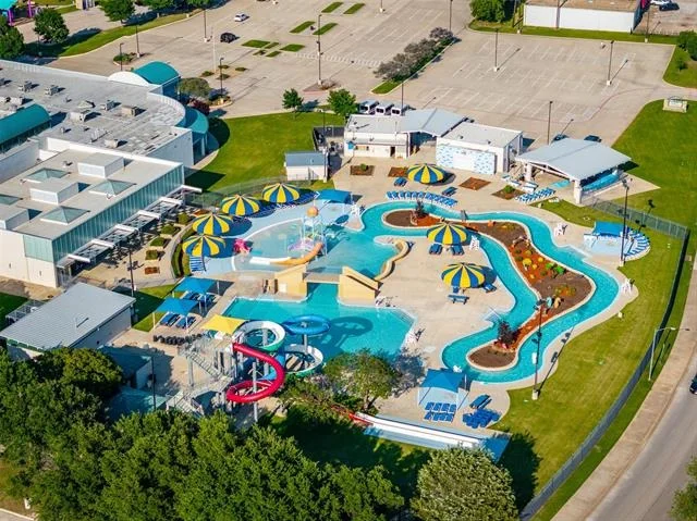 Photo of 381 Arbor Lane