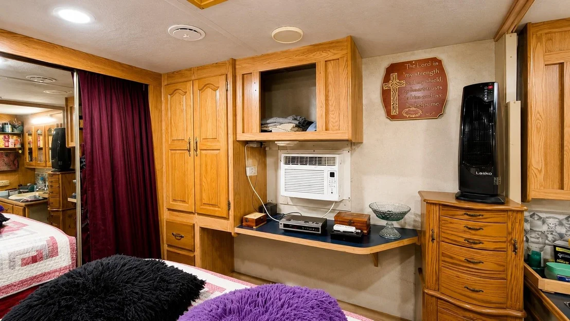 Photo of 851 Cheyenne