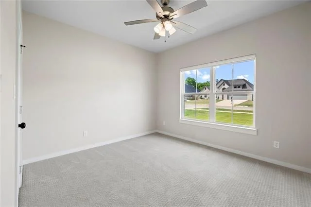 Photo of 118 Sides Boulevard