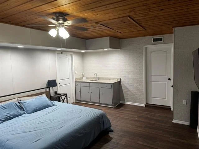 Photo of 1029 Cross Bend Road