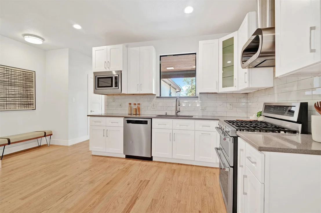 Photo of 10827 Wallbrook Drive