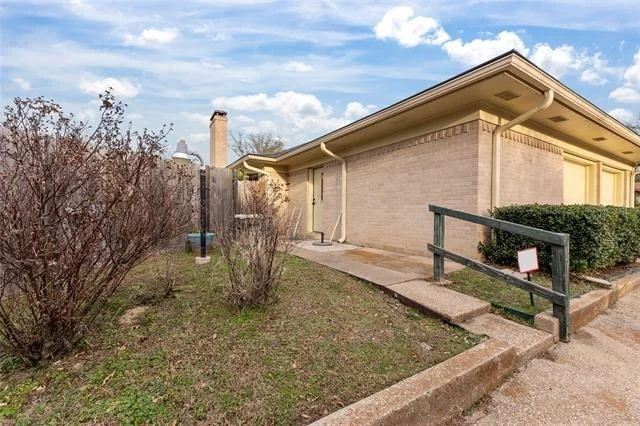 Photo of 811 Trenton Drive