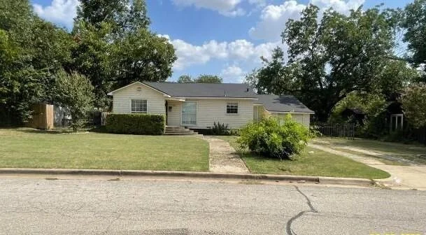 Photo of 2332 Glencrest Drive