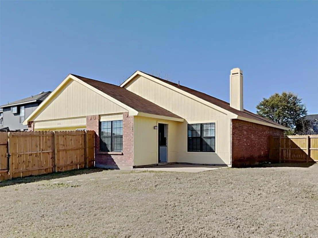 Photo of 833 Weaver Street