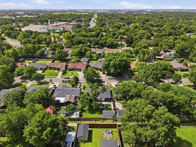 Photo of 2903 Healey Drive