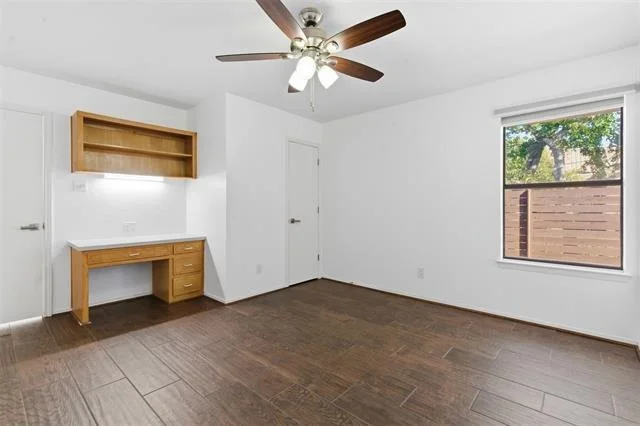 Photo of 2201 Mistletoe Boulevard
