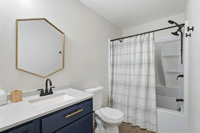 Photo of 194 Debra Drive