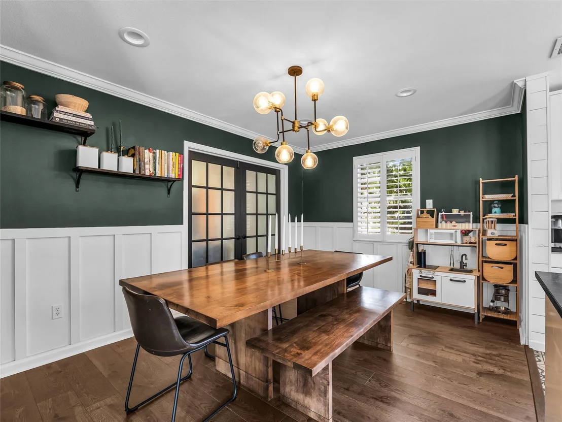 Photo of 1007 Melrose Drive