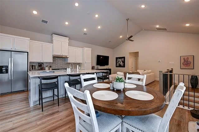 Photo of 1028 Cavour Place