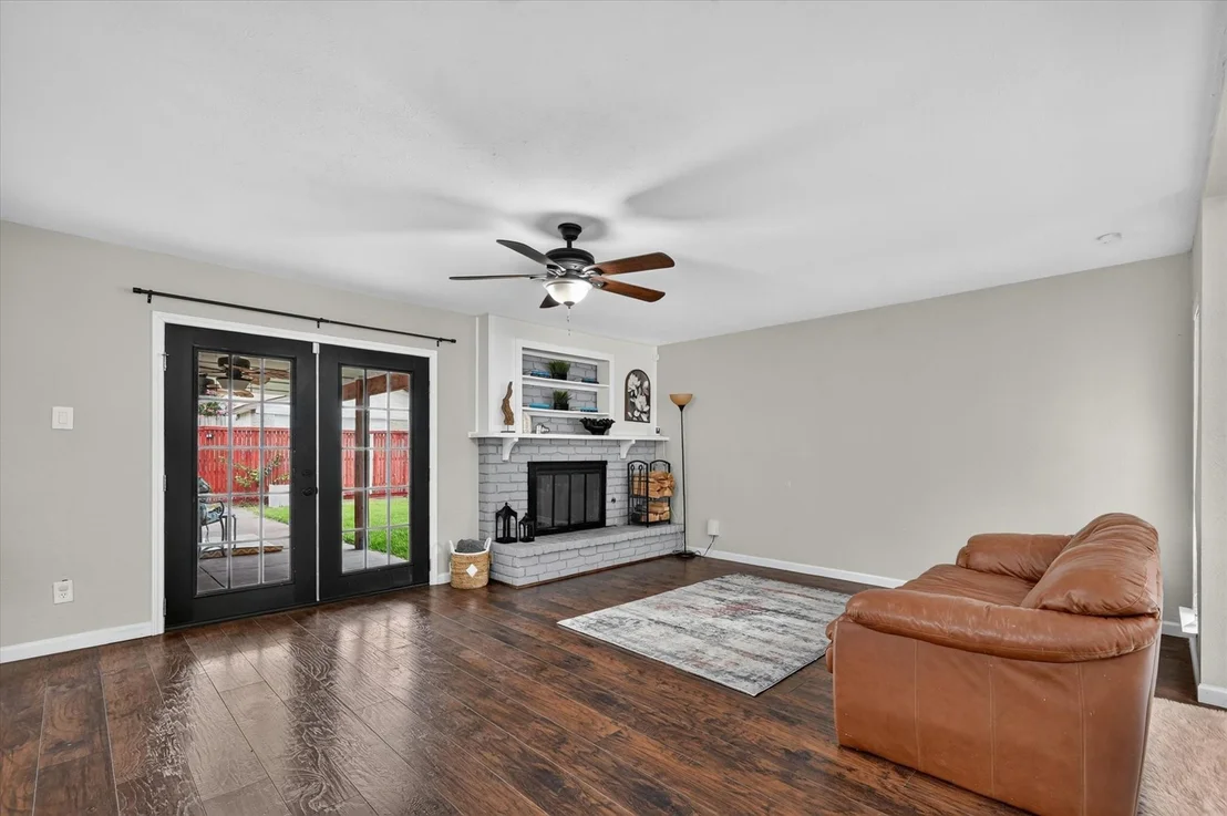 Photo of 2021 Emory Oak Drive