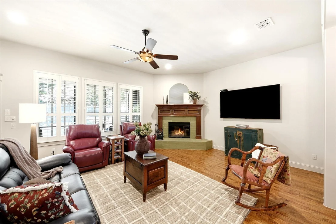 Photo of 7205 Darrow Drive