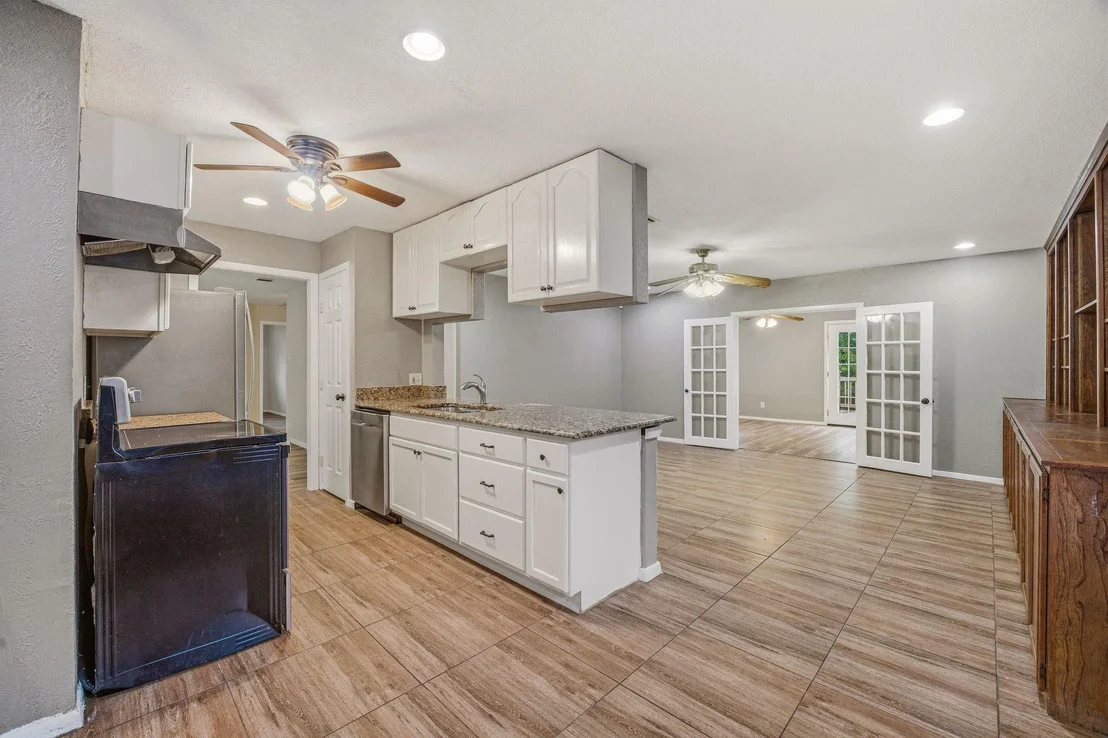 Photo of 1602 Marie Terrace