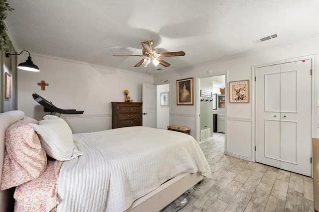Photo of 1711 Clearbrook Lane