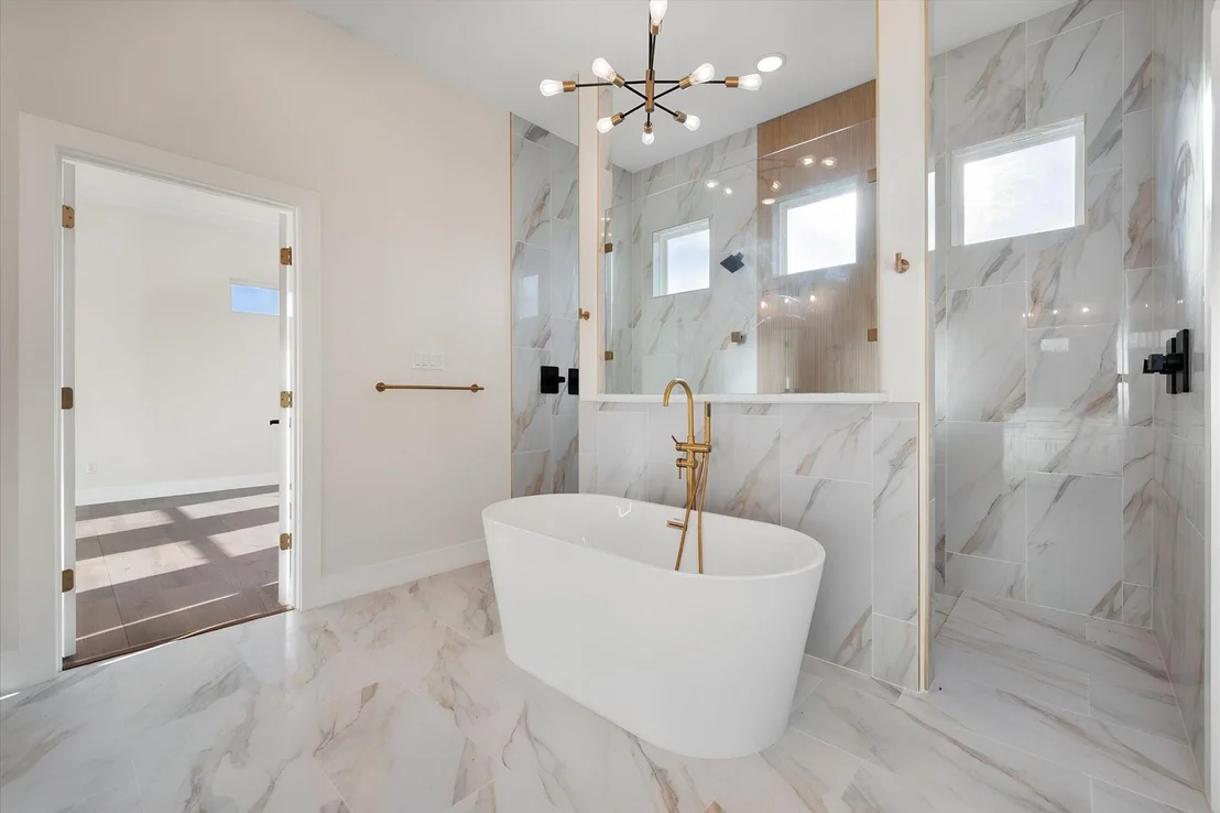 Photo of 554 Shoreside Drive