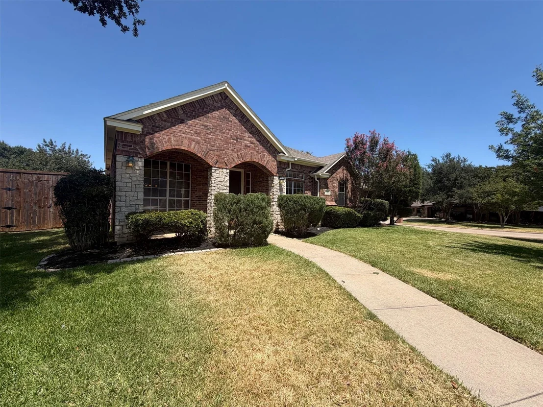 Photo of 6 Cimarron Court