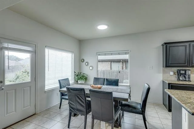 Photo of 616 Cameron Way
