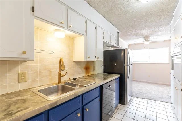 Photo of 5250 Burbank Drive