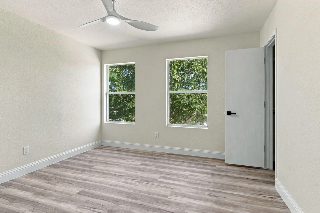 Photo of 717 Redwing Drive