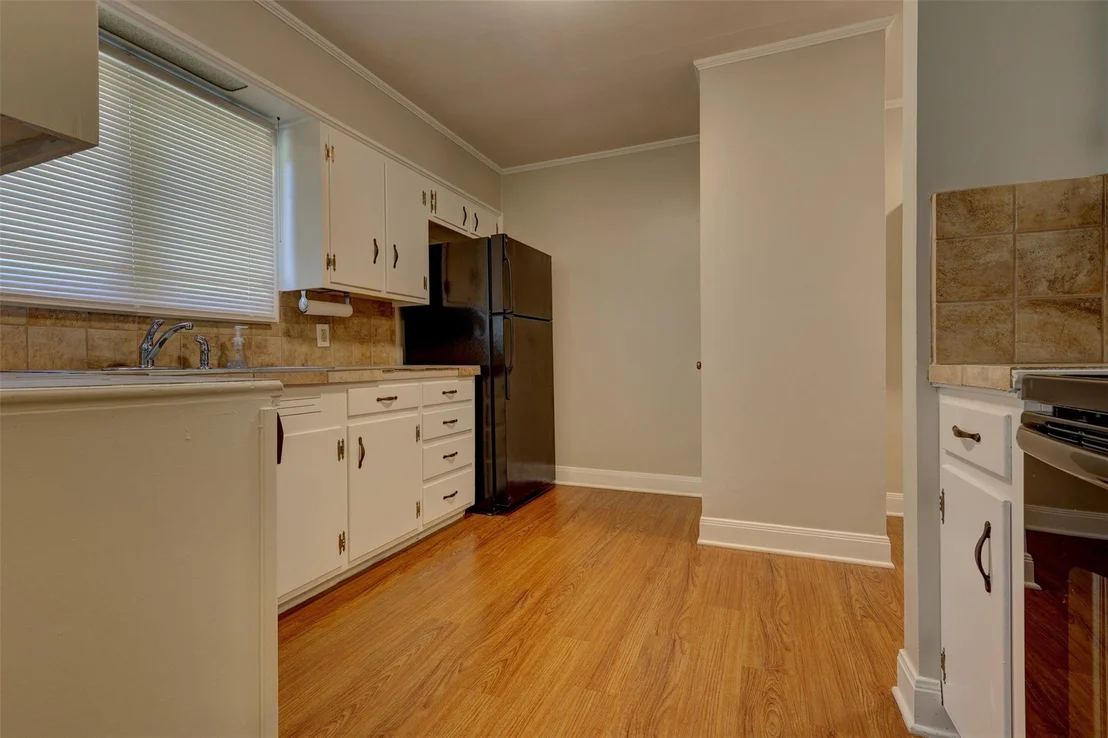 Photo of 2012 Mountainview Drive
