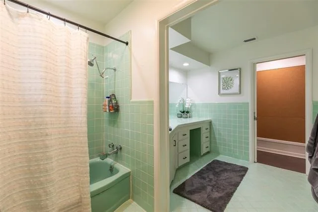Photo of 734 Westwood Drive