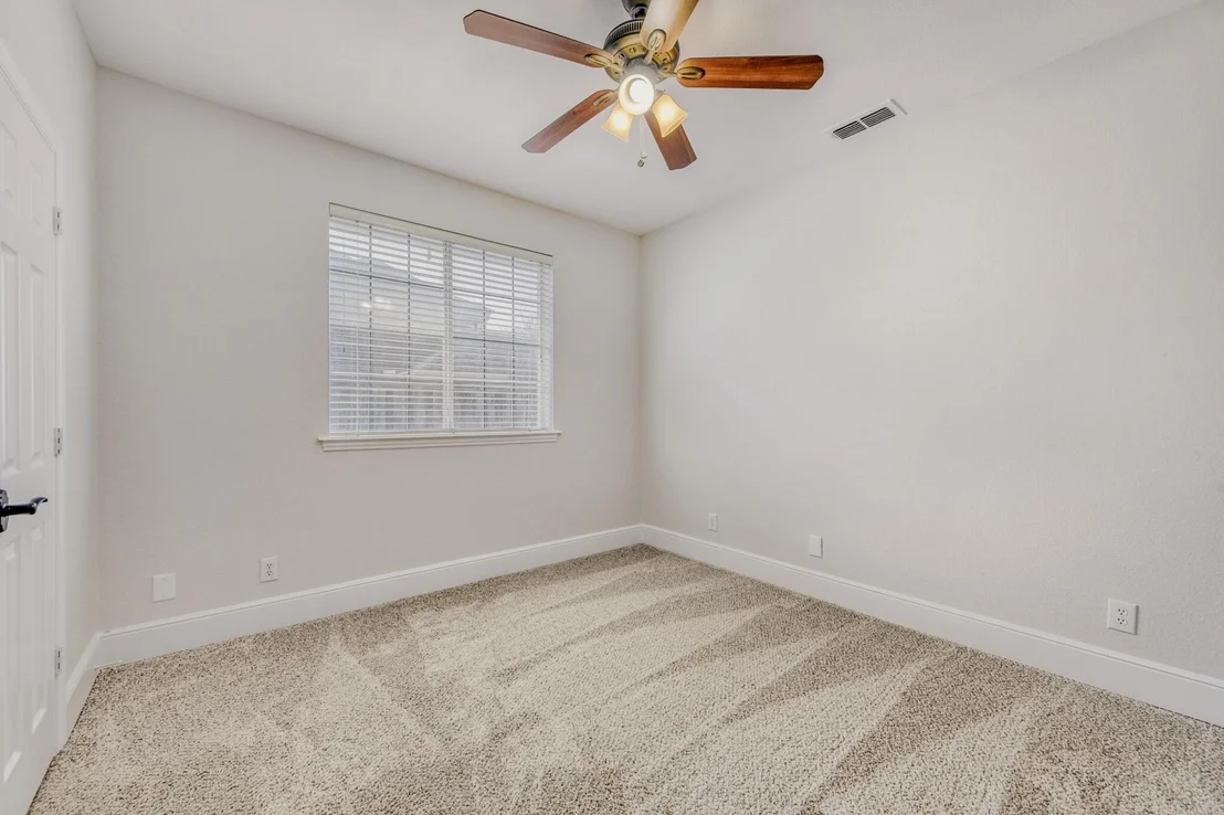 Photo of 27 Wellington Oaks Circle