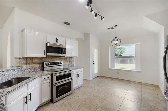 Photo of 910 W Bois D Arc Street
