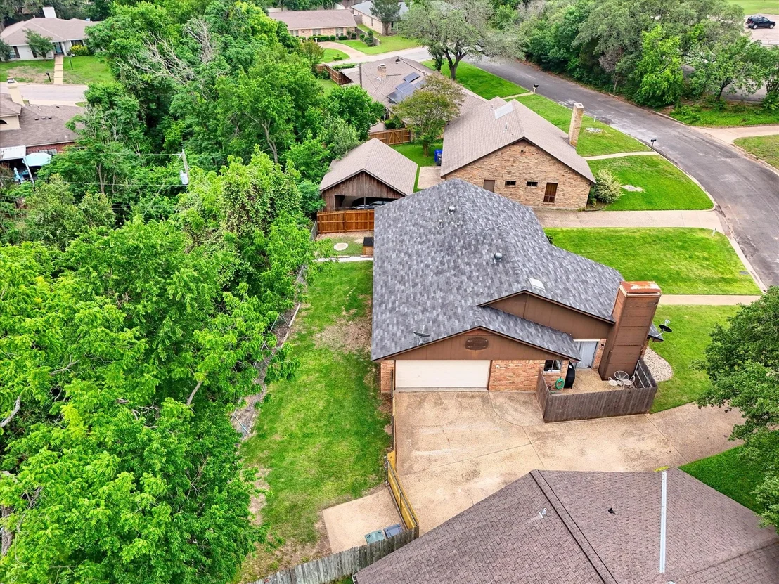 Photo of 913 Montclair Drive